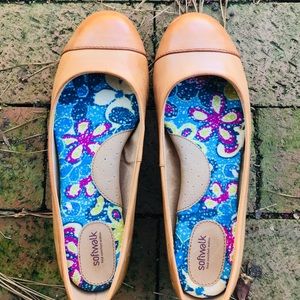Softwalk ballet flats 7.5 genuine leather